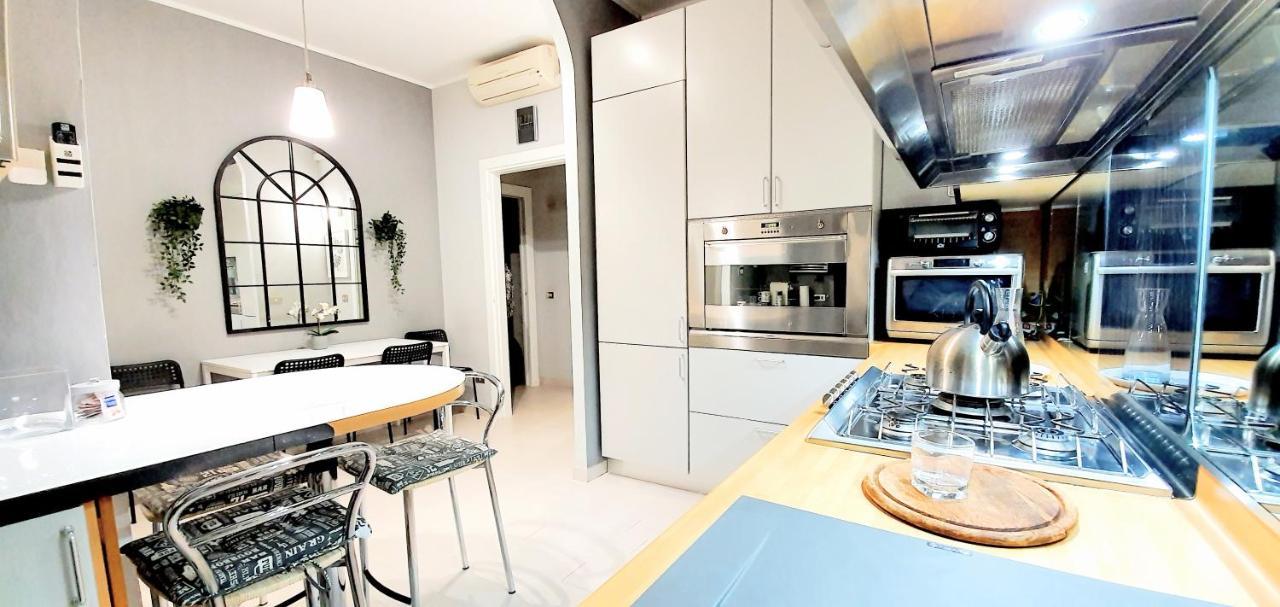 Charming Apartment Central Station Milano Exteriör bild
