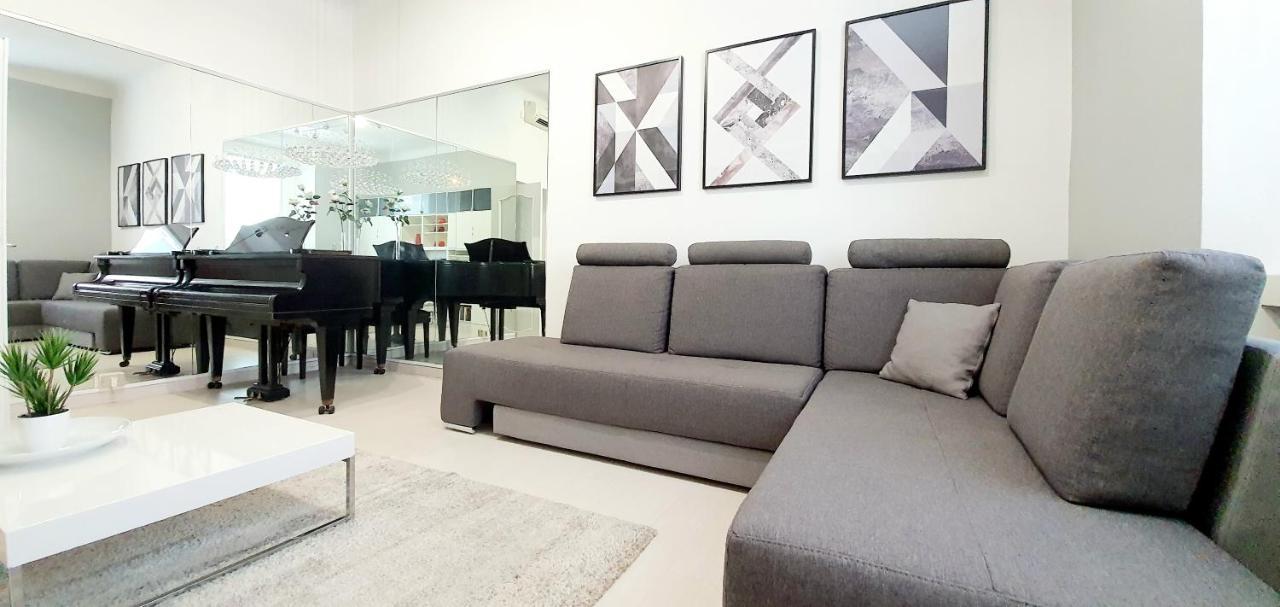 Charming Apartment Central Station Milano Exteriör bild