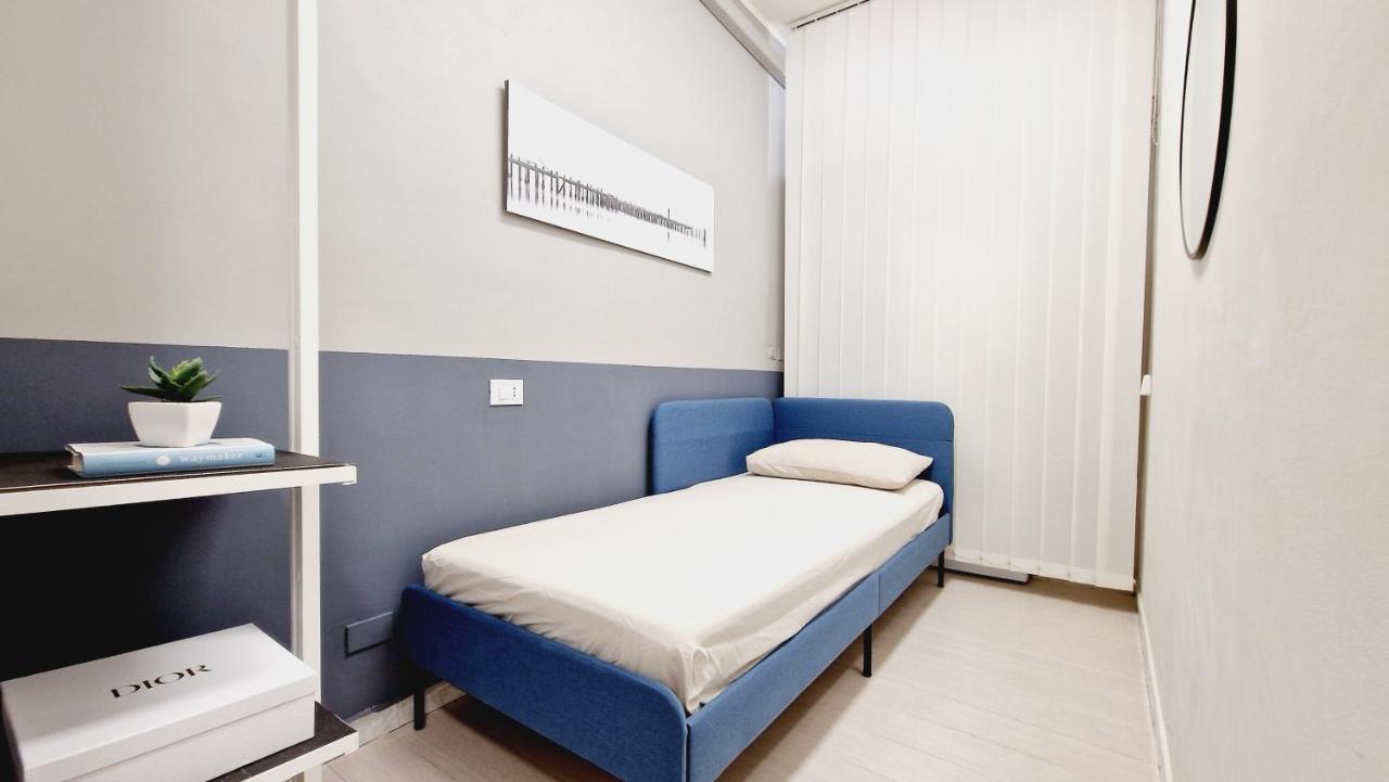 Charming Apartment Central Station Milano Exteriör bild